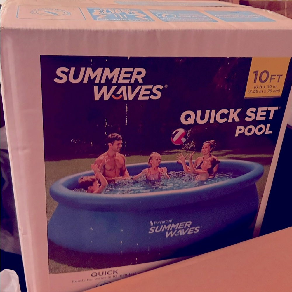 10ft x 30in  Round Pool w/Filter Matching Pool Cover by Summer Waves